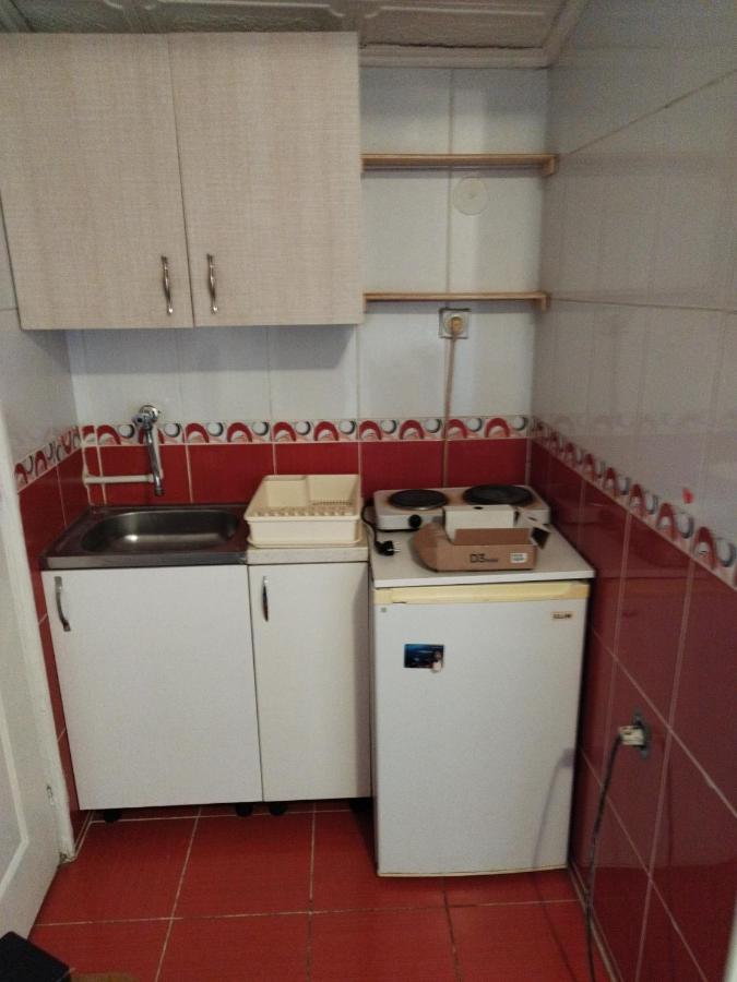 Small Apartment Private Bathroom Strong Wi-Fi Belgrad Exterior foto